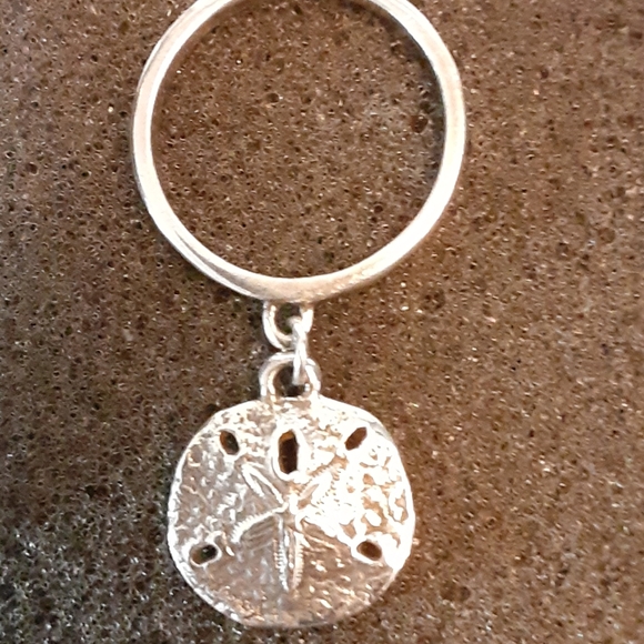 Silver Ring - Picture 5 of 5